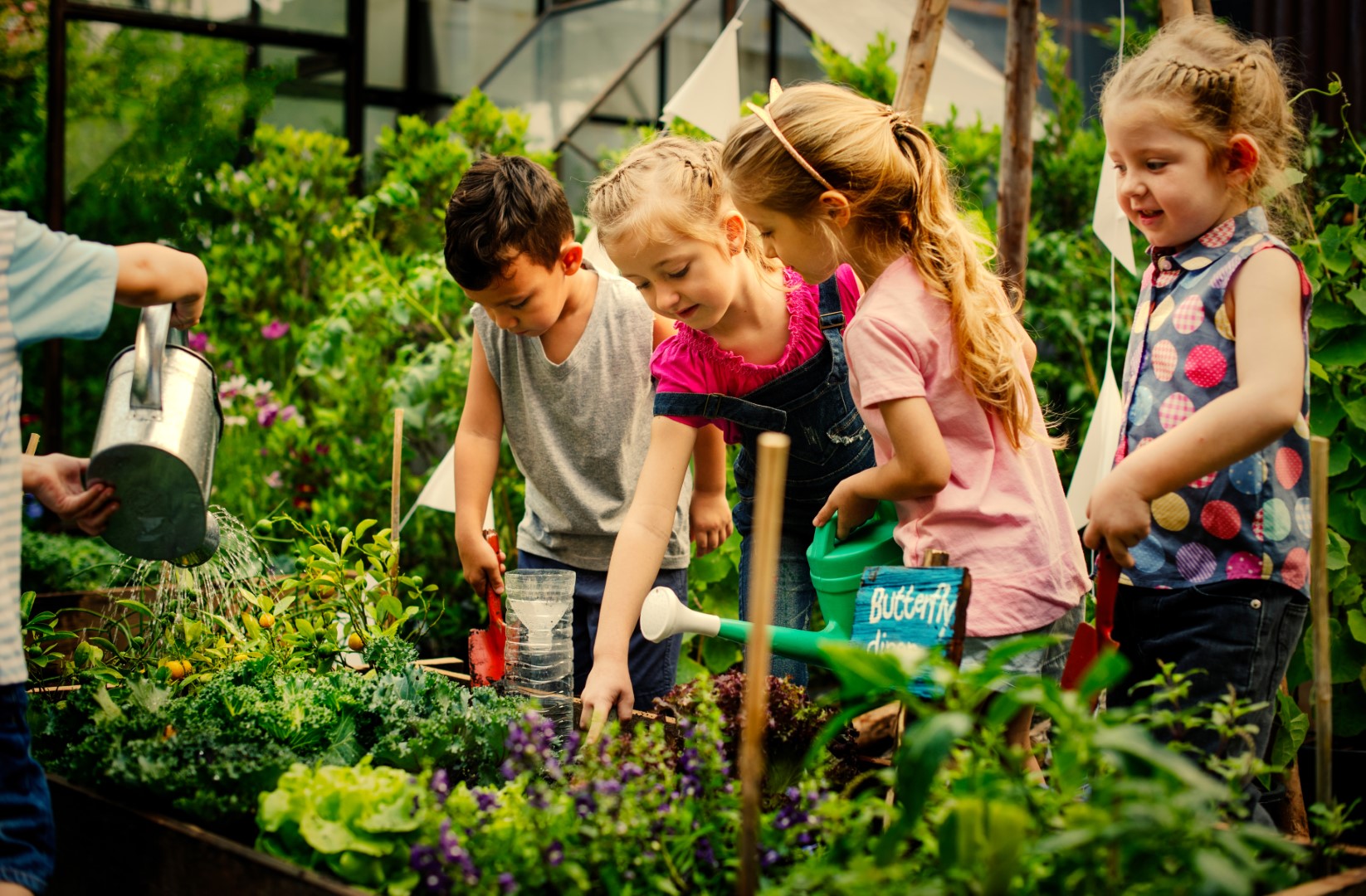 Bauernhof Kinder shutterstock s.jpg